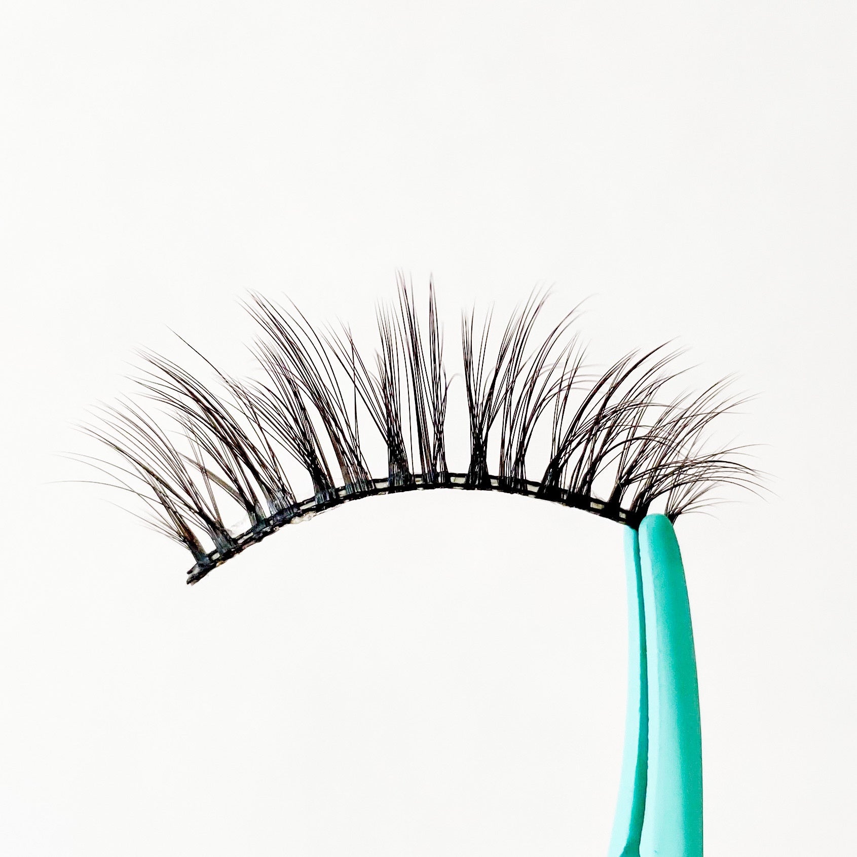 Cas Cosmetics Lashes - LIBRA