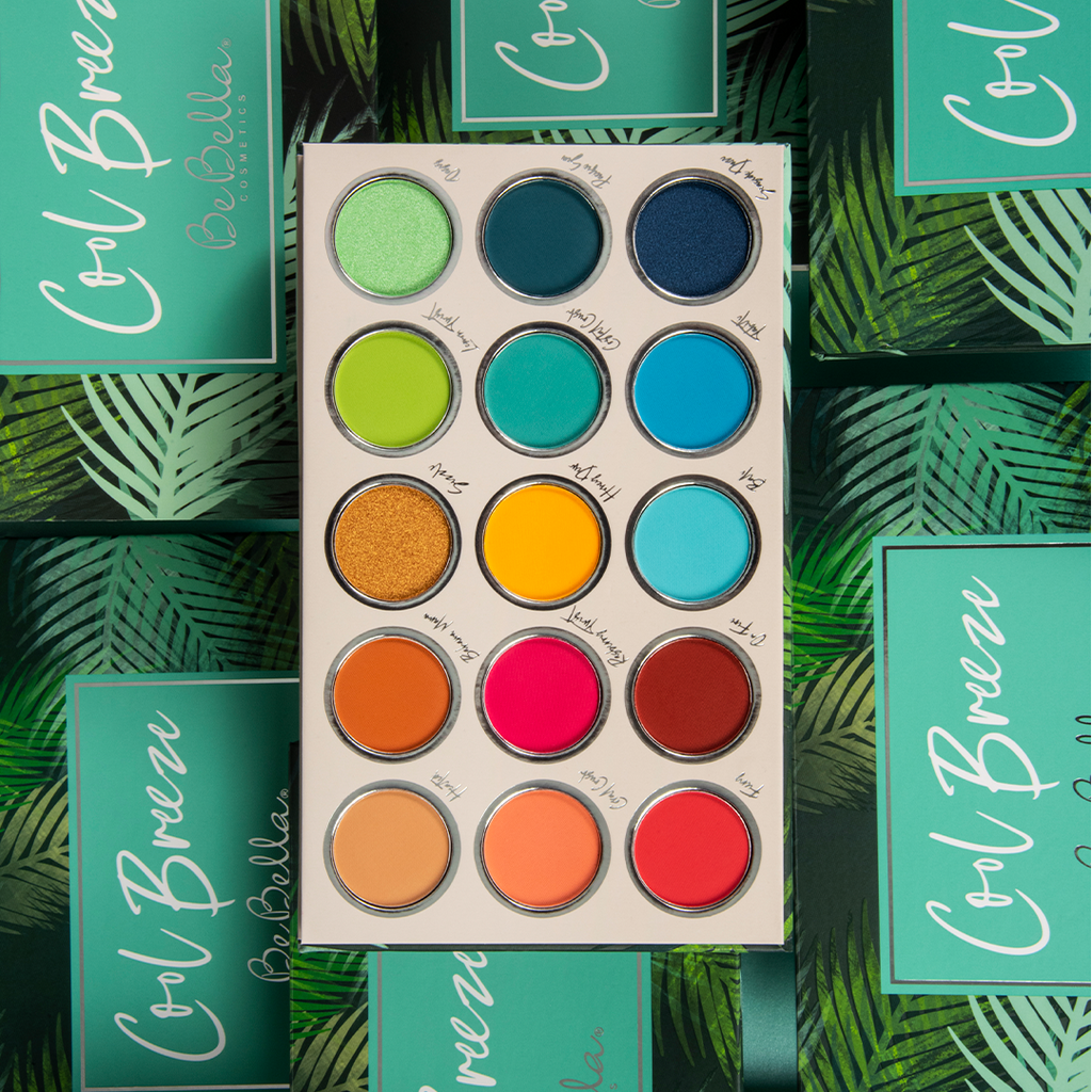 Cool Breeze 15 Color Eyeshadow Palette